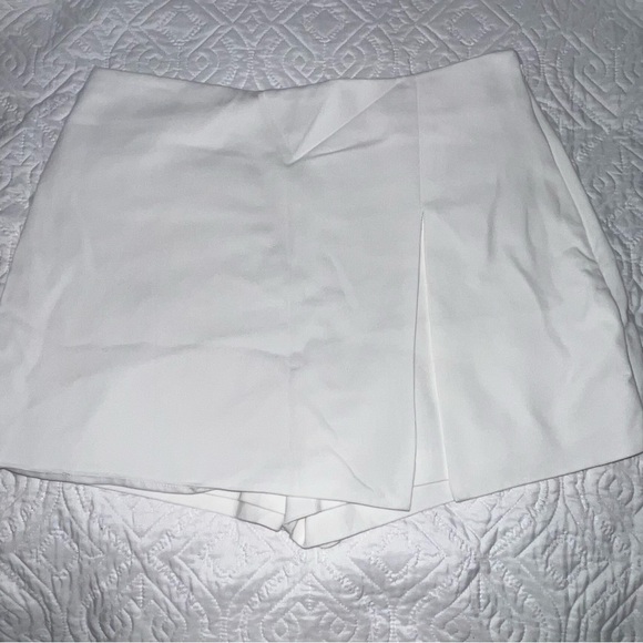 LUXUOIRE short white size L for women’s - Picture 1 of 9